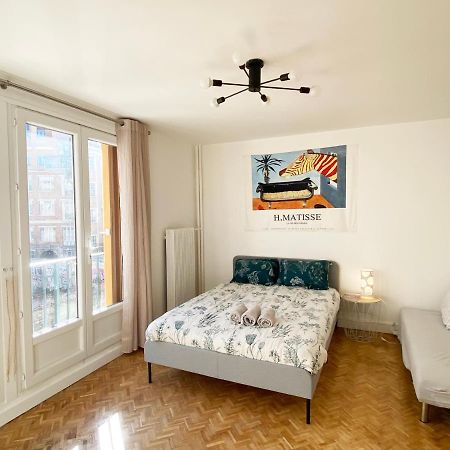 Ferienwohnung Paris: Agreable Chambre D'Un Grand Artiste Exterior foto